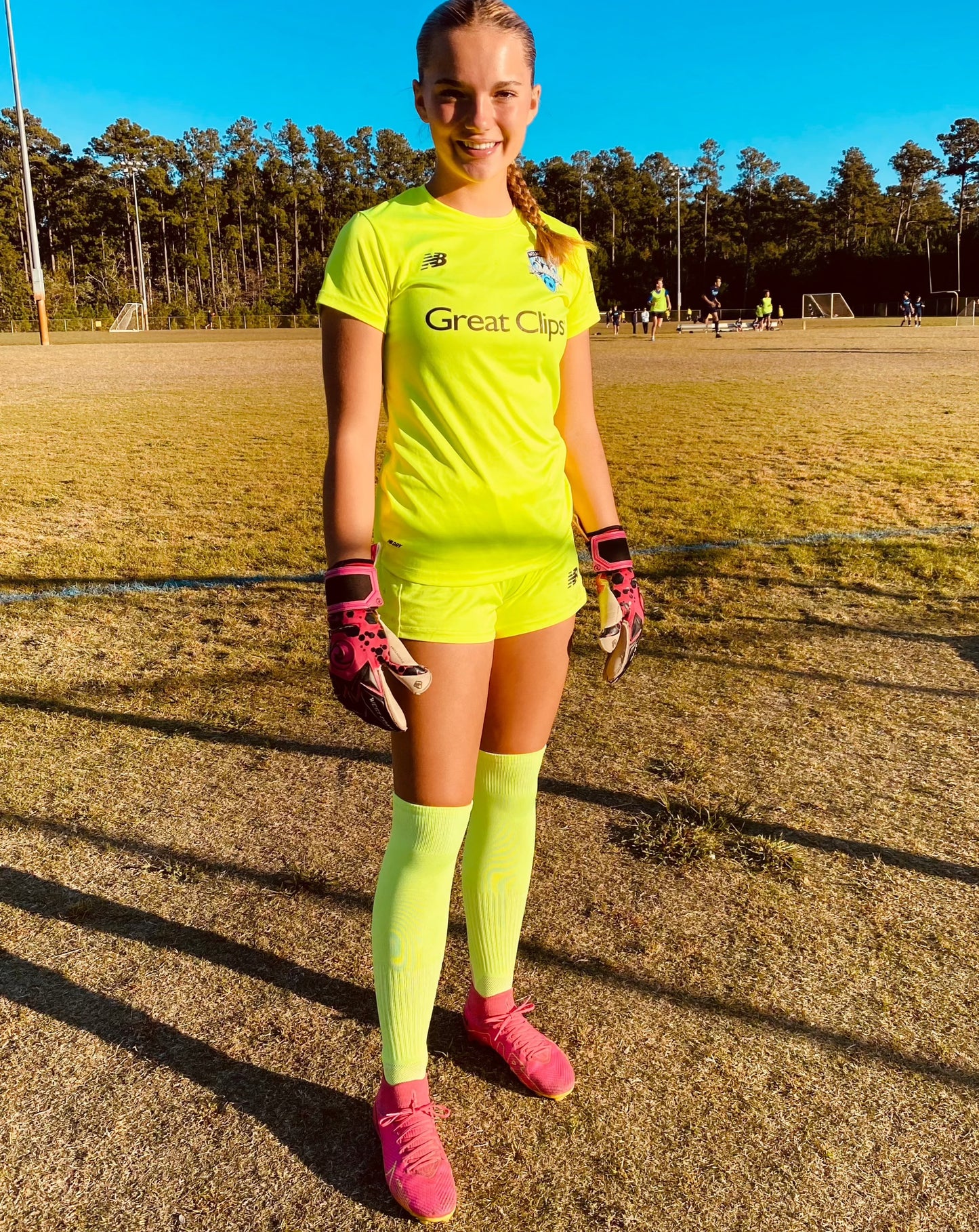 Full-Length Soccer Grip Socks (2x Pairs): Hammerheads Keeper NEON